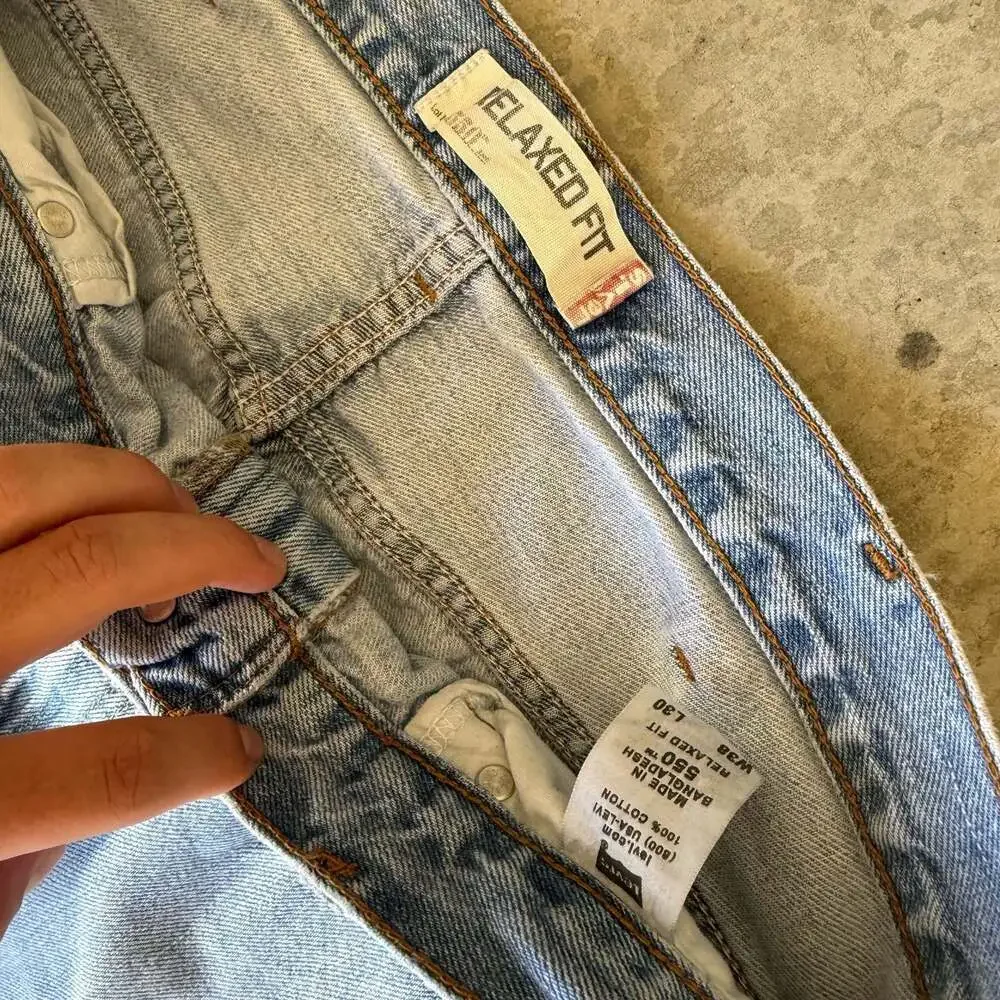 Y2K Levi's 550 Baggy Skater Grunge Light Wash Denim Jeans